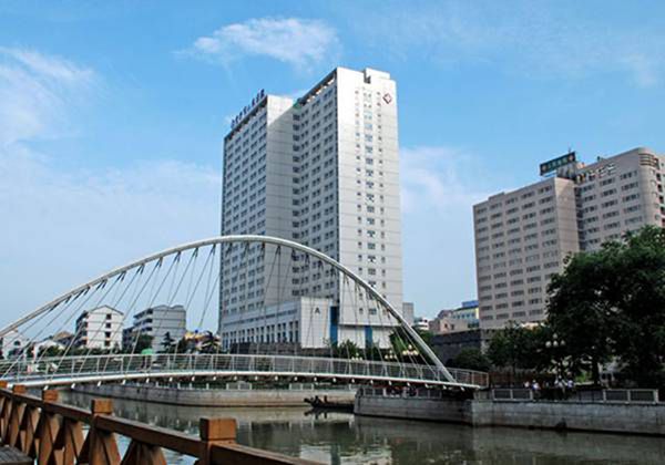 宜兴市人民医院
